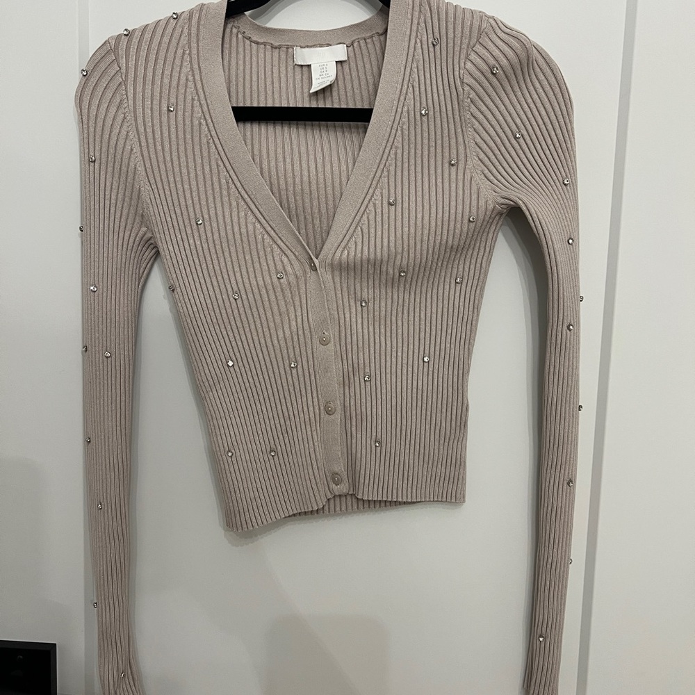 H&M Cream Cropped Cardigan Sweater